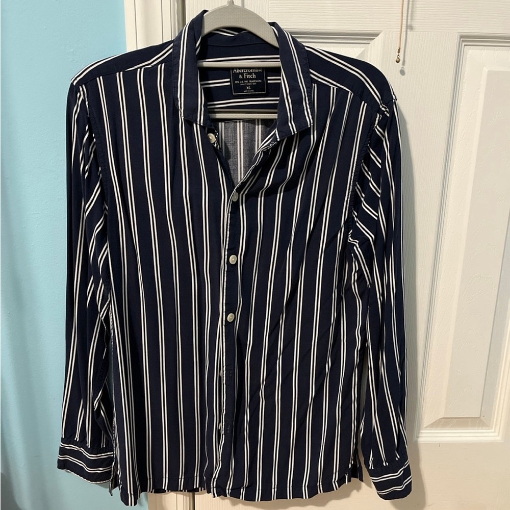 A&F button down shirt